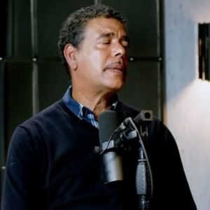 Chris Kamara Instagram - @steven interview dropped today. So many well wishes and I wish I could find the time to say thank you to every one - but thank you 🙏🏾❤️