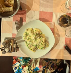 Chrissie Swan Instagram - Drum roll please… herewith are the top ten things I ate over the last month in Europe. It was a tough race but #1 has to be the risotto Milanese and Osso Bucco I had in Milan along with the best Caprese Salad ever (my fave salad) and also a Melanzane Parmigiana I got from a truck stop somewhere outside of Naples… 
I’m back at work today on @thechrissieswanshow and if you’ve been watching my adventures and thinking ‘I’ll have what she’s having!’ I’d be listening if I were you 💋🇮🇹 🇫🇷 🏴󠁧󠁢󠁥󠁮󠁧󠁿 
See you from 2-4 🤗❤️