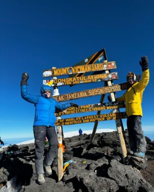 Christian Convery Instagram - Cannot believe my Mom and I stood at 5895 m/19,341 ft, the tallest point in Africa.

📍Mount Kilimanjaro

1/7 seven summits 
Largest free standing mountain in the world!

Thank you @altezza.travel for this incredible experience of a lifetime😎