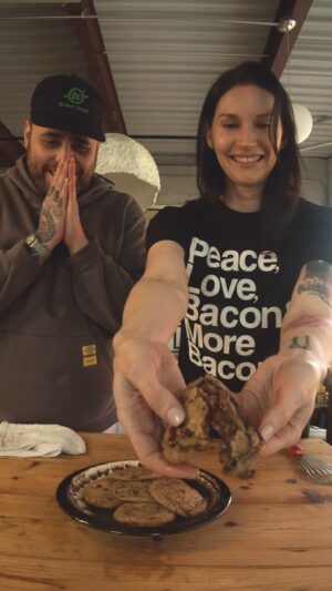 Christian Petroni Instagram - a perfect chocolate chip cookie w/ @thepurplespoon 

*support local small businesses
 whenever you can xo
