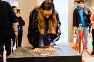 Christiane Endler Instagram - Algunas fotitos del lindo homenaje que me hizo @adidascl Muchas gracias por el apoyo de siempre ♥️