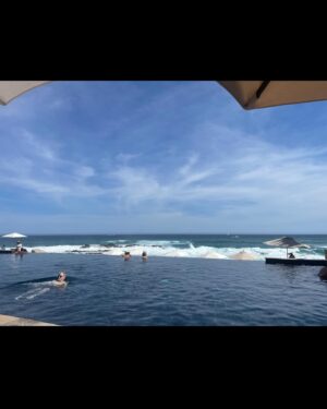 Christina Hendricks Instagram - So that’s why people honeymoon after the wedding. Because it’s the BEST! So relaxing, so beautiful. I had never been to Cabo before and enjoyed every moment. The sea! This resort! The food! @esperanzaauberge #cabo #honeymoon