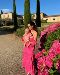 Actress Christina Pascucci HD Instagram Photos and Wallpapers August 2024
