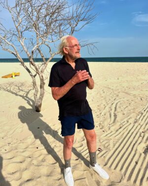 Christopher Lloyd Instagram - Feeling good, like I should 🏖️