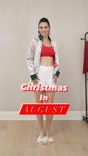 Christy Carlson Romano Instagram - 128 sleeps till Christmas 🎄 

https://ltk.app.link/D9H0OWFSbMb

#ootd #fashion #christmas