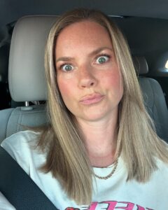 Actress Cindy Busby HD Instagram Photos and Wallpapers August 2024