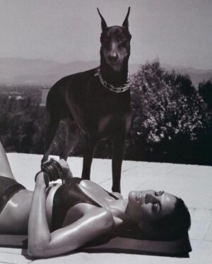 Cindy Crawford Instagram - Basking in the dog days of summer☀️

@mikaeljansson for Pop Magazine
Styling: Karl Templer
Makeup: @markcarrasquillo 
Hair: @alainpichonhair