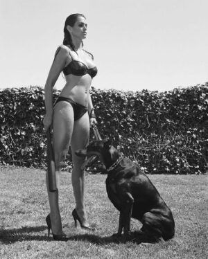 Cindy Crawford Instagram - Basking in the dog days of summer☀️

@mikaeljansson for Pop Magazine
Styling: Karl Templer
Makeup: @markcarrasquillo 
Hair: @alainpichonhair