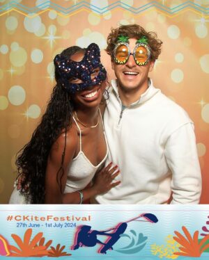 Cindy Miranda Instagram - Première expérience pour moi à l’île Maurice! @c_resorts nous a accueilli pour un festival de kite incroyable #CKiteFestival.
Hosted by @antoineauriol 
Kite, Party, cocktails and food! ✨🏄🏾‍♀️

It was amazing! 🍹 

*invitation