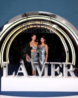 Cindy Sirinya Bishop Instagram - Even at the darkest depths, the sea’s energy is always awake.

Begin your #NightWithLaMer and bring new rejuvenation to the surface while you sleep with NEW Miracle Night Cream.
 
#LaMer #LaMerThailand #MiracleNightCream