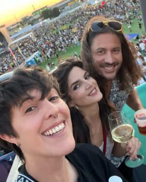 Clara Lago Instagram - MADLY IN L❤️VE … @madcoolfestival 🫶🏼
#photodump #madcool #apoteósico