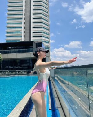 Clara Lee Instagram - 🩷 #happiness 🩷