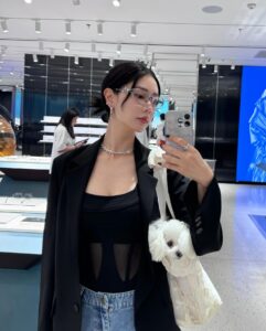 Actress Clara Lee HD Instagram Photos and Wallpapers July 2024