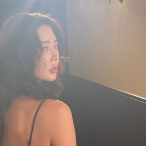 Actress Clara Lee HD Instagram Photos and Wallpapers August 2024