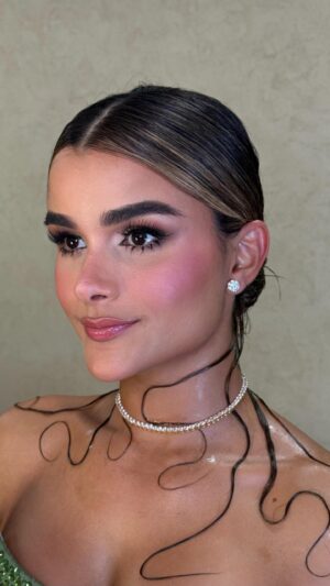 Clarissa Molina Instagram - Seguimos rompiendo PR 🇵🇷🔥🔥🔥 @clarissamolina