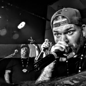 Classified Instagram - Had another great few shows at the @shoreclub.ca in Hubbards NS a few weekends back.. was a hot one.. but one of my favorite weekends so far doing these annual shows... they keep getting better!.. nice warm up for the tour!.. can't wait! Get those tickets now in my bio 

Photos: @belinda.naugler.adams