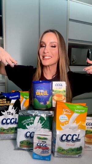 Claudia Leitte Instagram - Vamos embarcar junto com a @ccgloficial nessa jornada deliciosa pelo Brasil!

Conta pra gente nos comentários, quais receitas brasileiras feitas com leite em pó, creme de leite ou leite condensado, você quer ver aqui.🍴😋