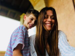 Claudia Pandolfi Instagram - Il mio fiore mi dona un fiore.