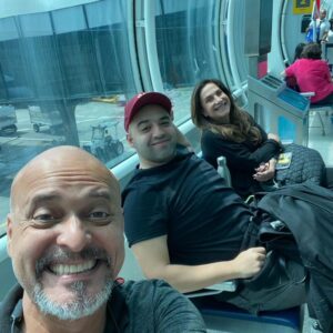 Claudio Galvan Instagram - 🧟‍♂️🧠 O JOVEM FRANKENSTEIN 

Eu, o Monstro e a Frau já estamos a caminho de São Paulo para mais uma semana de @ojovemfrankenstein!

Quem vem conferir essa semana esse espetáculo maravilhoso? 

👉 Nesta semana começo a alternar o protagonista Frederick Frankenstein com Marcelo Serrado. Você pode me ver de Frederick toda segunda sessão de domingo! 😉

Veeeeeem! 👏👏👏