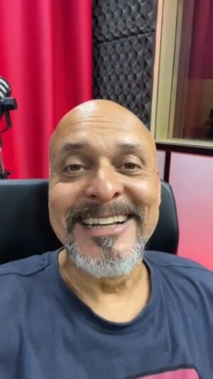 Claudio Galvan Instagram - 🎙🌟 WORKSHOP DE DUBLAGEM COM ALEXANDRE DRUMMOND 

Pessoal! Ainda temos algumas vagas para o Workshop de Dublagem com o diretor de dublagem @alexandredrummonddub!

👉 Turma Presencial
👉 Turma Online

🗓 Dia 16 de Março
⏰️ On-line 14h às 16h | Presencial 17h às 19h

📲 Informações e matrículas através do WhatsApp (21) 969035805! 😉