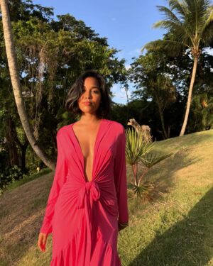 Clémence Botino Instagram - Quick shots by @lou.bjectif ☀️