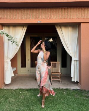 Clémence Botino Instagram - 💙 Marrakech 📍