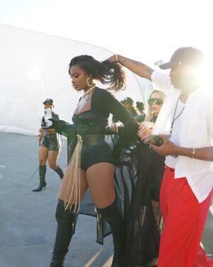 Coco Jones Instagram - Rate my performance last night in the comments 👩🏾‍💻