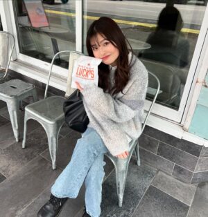 Cocoro Ebino Instagram - 【告知】
日本時間6月29日(土)
15:00〜16:00にてトークポートを開催します！！❤️
2分2000円です✨

22歳のお誕生日当日に、皆さんとオンラインで
お話しできることを楽しみにしています⭐️
是非是非ご参加ください〜！！

チケットの販売開始は
日本時間6月13日18:00〜です！！
お忘れ無く⭐️

#海老野心　#トークポート　#カナダ　#バンクーバー