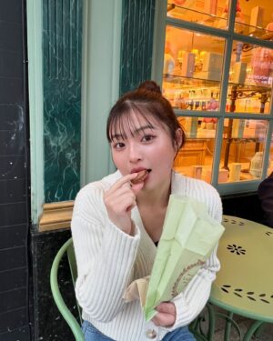 Cocoro Ebino Instagram - まかろーーーーーん💞
#カナダワーホリ　#バンクーバー