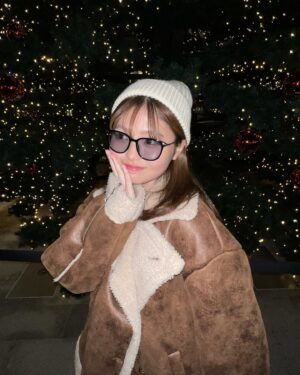 Cocoro Ebino Instagram - クーリスマスが今年もやってくる〜🎄
#canada #christmas  #canadalife