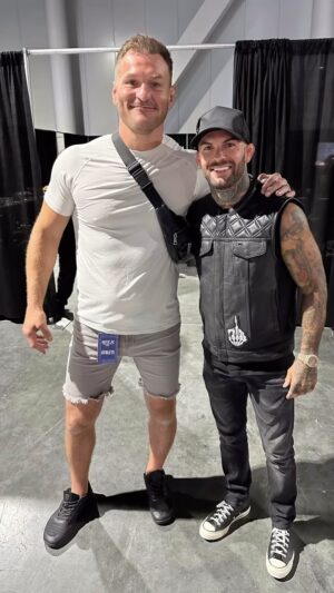 Cody Garbrandt Instagram - Always good to run into the champ @stipemiocic #OhioBoys @coochieandcaviar