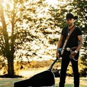 Coffey Anderson Instagram - Land of the free… because of the brave 🇺🇸

Y’all know I like shiny things & the American Made Collection by @montana.silversmiths has a whole lot of them ✨

New items were added recently and you can find them on my page!

#AmericanMade #Jewelry #USA #MrRedWhiteAndBlue #CountryMusic