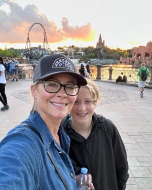 Cole Hauser Instagram - Thanks @universalorlando for a great day with my girls @cynhauser #universalorlandoresort