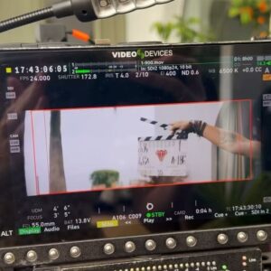 Colin Egglesfield Instagram - Duchess premieres worldwide tonight!
🎬🎥✨⭐️🎞️
Let’s go!!
#duchess #film #makingmovies #diamonds