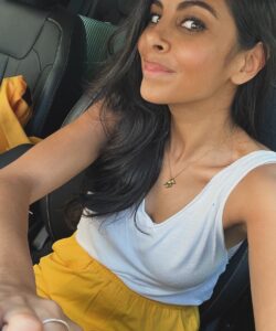 Actress Collien Ulmen-Fernandes HD Instagram Photos and Wallpapers August 2024