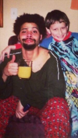 Colton Dunn Instagram - My cousin Will is awesome. I love him. He has cancer and it sucks. Please share. (Link in bio)
https://gofund.me/7f516546