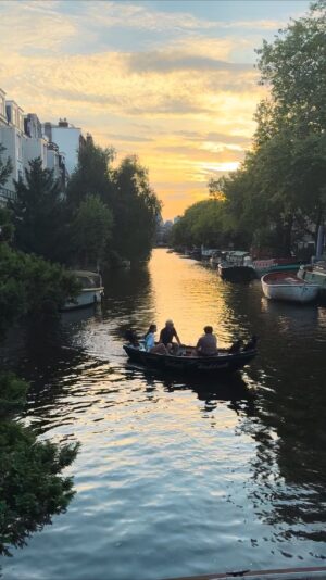 Constanza Piccoli Instagram - Ámsterdam 🫀