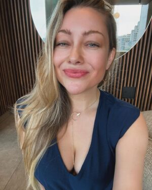Cosondra Sjostrom Instagram - Lead with love in your heart, show up as yourself, acknowledge your imperfections, and let growth be your guide. Also, navy is the new black.