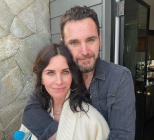 Courteney Cox Instagram - Happy birthday to the man who can do most anything. 
I love you always J ♥️♥️♥️
ps. He threw it back 🐟