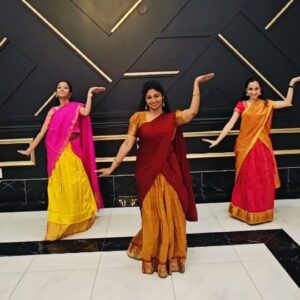 Cynthia Vinolin Instagram - Thillana Thillana 🥰❣️

#cynthiavinolin #love #peace #happiness #chennai #toronto #canada🇨🇦 #dance
