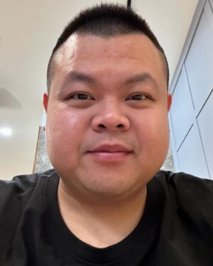 Da She Wan Instagram - 我辛苦養起來的第二個下巴快不見了！