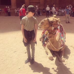 Daan Lennard Liebrenz Instagram - Found a new friend in Petra🐫
#kamel #cool #chilled #felsenstadtpetra #daanlennardliebrenz