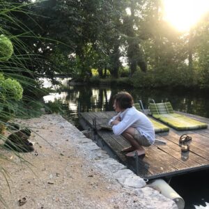 Daan Lennard Liebrenz Instagram - Last days of summer☀️
#potsdam #heiligersee #floßfahrt #sommer #sonne #katze #paddelkaputt