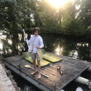 Daan Lennard Liebrenz Instagram - Last days of summer☀️
#potsdam #heiligersee #floßfahrt #sommer #sonne #katze #paddelkaputt