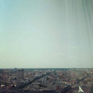 Daan Lennard Liebrenz Instagram - Today I had a cool interview with @parvizkhosrawi and a nice view over Berlin. Thanks for having me, it was great fun😊
#interview #daanlennardliebrenz #fun