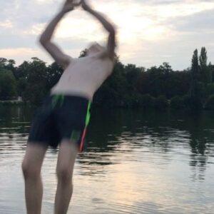 Daan Lennard Liebrenz Instagram - Fun-summer-evening☀️💦🤿
#summer #fun #potsdam #heiligersee #daanlennardliebrenz
