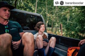 Daan Lennard Liebrenz Instagram - Coole Fahrt ans Set. #dark #darkseries #darknetflix #netflix #mikkelnielsen #daanlennardliebrenz #pickup