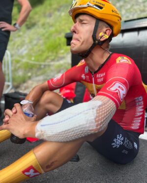 Dag Otto Lauritzen Instagram - Tour de France nr 34 gjennomført. Privilegert som får jobbe med @tvtoby og resten av Tv2 gjengen @tv2sport Supert Team. Fantastisk innsats av hele Norges @unoxmobility fra start til mål selv om etappeseier ikke kom. Stå på og nyt litt ferie 🚴‍♀️🤩 
@tv2sindre @cppaasche @magnus_aarre @rudijakobsen @magnusdrivenes @tv2matsw @madskaggestad: Neste stopp Bodø @arcticraceofn