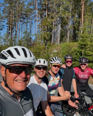 Dag Otto Lauritzen Instagram - Morrarunde med de spreke gutta kl 0800. Grimstad, Bøylefoss, Vegårdshei, Gjeving, Sagesund . @stian_lauritzen @vetlesc @andreascarlszon @knutugland #sykkelglede #hverdagstrim @do2_no  @scott_norge