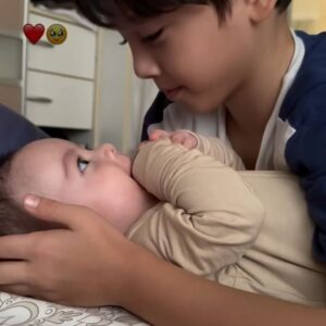 Daler Yusuf Instagram - Alhamdulillah , harini our boy dah 4 bulan, berkat doa semua setakat ni baby boy sangat happy dan membesar dengan baik . And honestly Daler and wife nak ucap ribuan terima kasih to @surayamothercare . Masa baby lahir , Daler sangat busy dengan kerja and other things and Alhamdulillah they manage to help me and my wife. A true savior . Service sangat baik dan professional . Harga berpatutan .  Very recommended.  Terima kasih kak Suraya accept request Daler and wife untuk tolong kita sepanjang berpantang . Thank you! ❤️